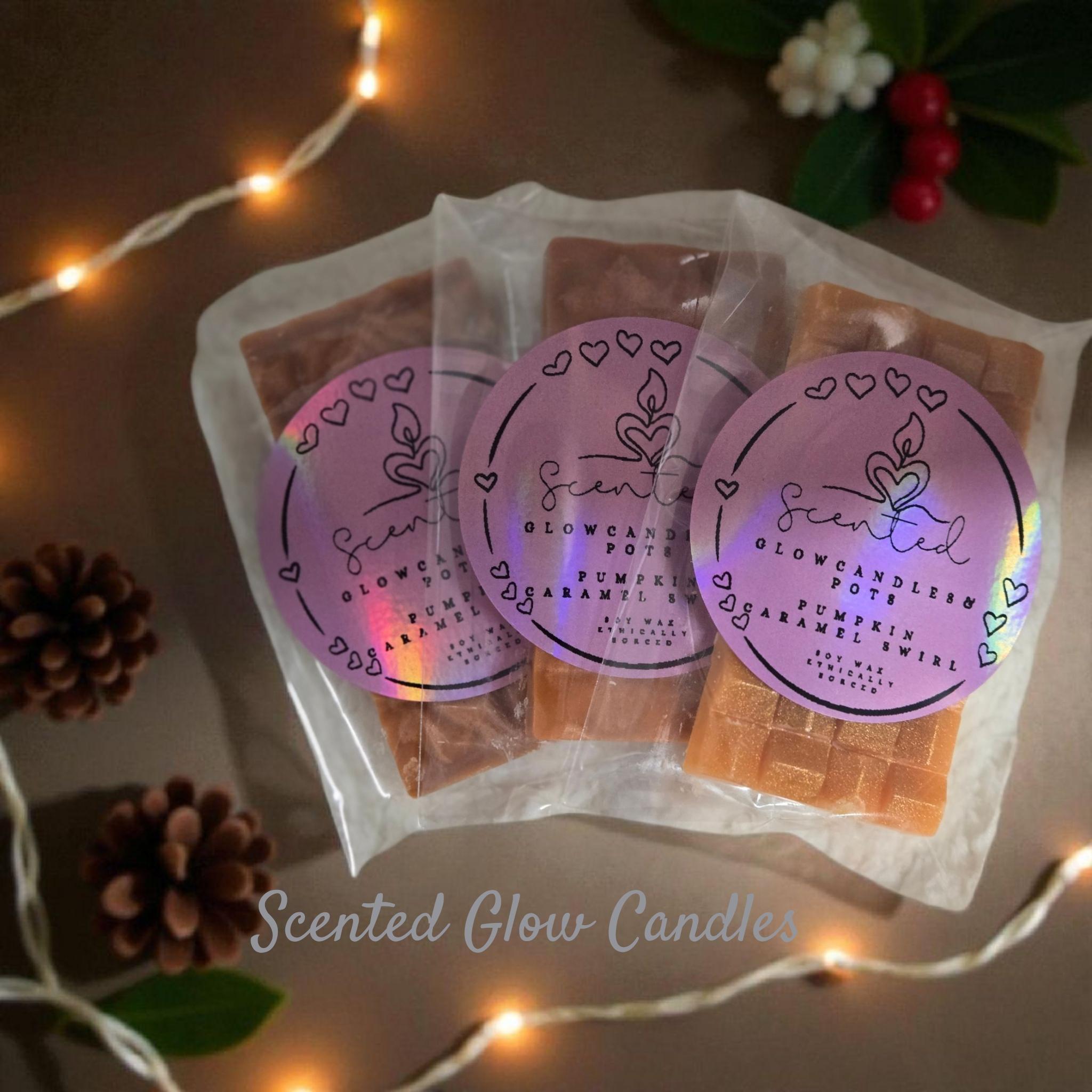 Fill your home with the scent of autumn baking  Pumpkin Caramel Swirl combines smooth pumpkin purée, sweet caramel drizzle, and a touch of vanilla, like a hug in wax form