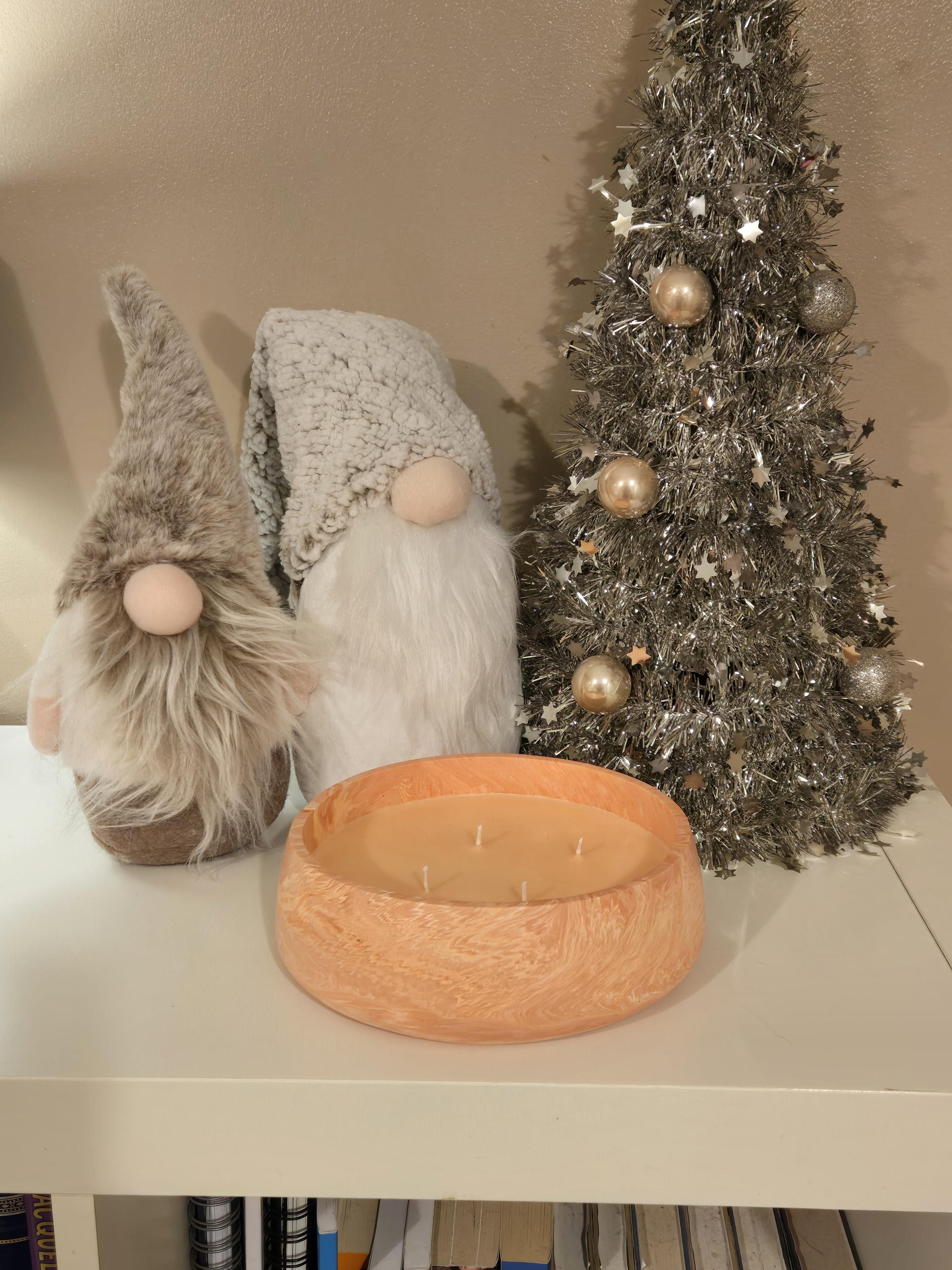 Beautiful Peach Marble style handmade pot, filled with a Mango Fizz Soy Candle